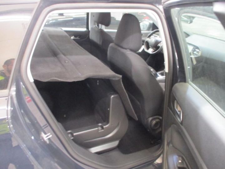 Photo 6 VIN: VF3LCYHYPJS450835 - PEUGEOT 308 SW AFFAIRE (2 SEATS) 