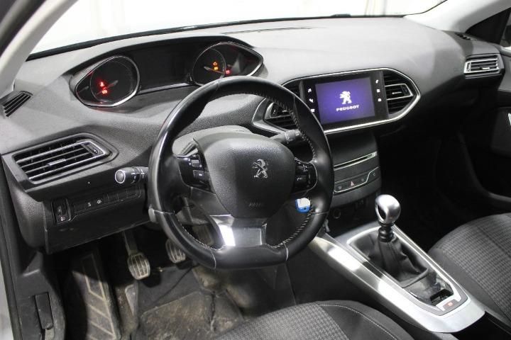 Photo 8 VIN: VF3LCYHZPJS051380 - PEUGEOT 308 SW 