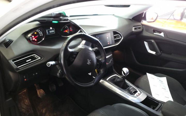 Photo 14 VIN: VF3LCYHZPJS142331 - PEUGEOT 308 