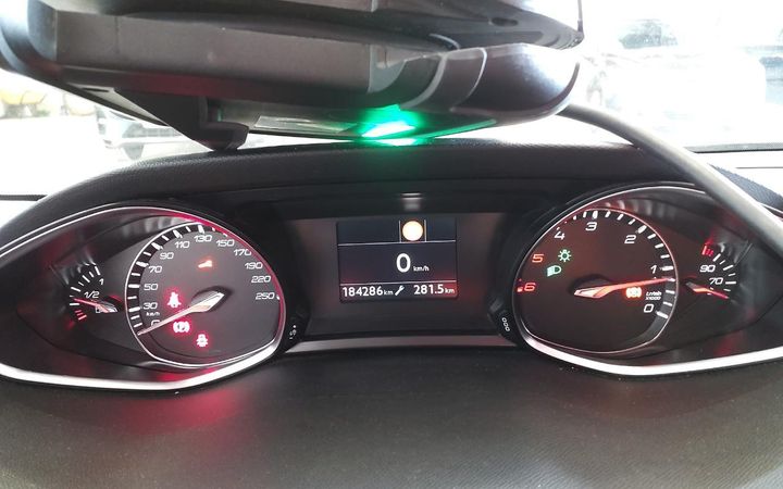 Photo 4 VIN: VF3LCYHZPJS142331 - PEUGEOT 308 