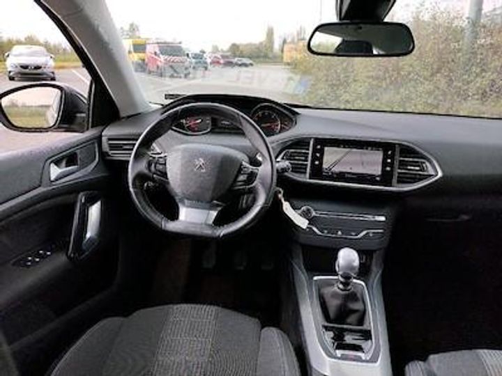 Photo 9 VIN: VF3LCYHZPJS400184 - PEUGEOT 308 SW DIESEL - 2017 