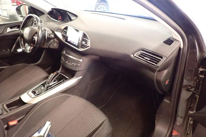 Photo 5 VIN: VF3LCYHZRKS113777 - PEUGEOT 308 SW 