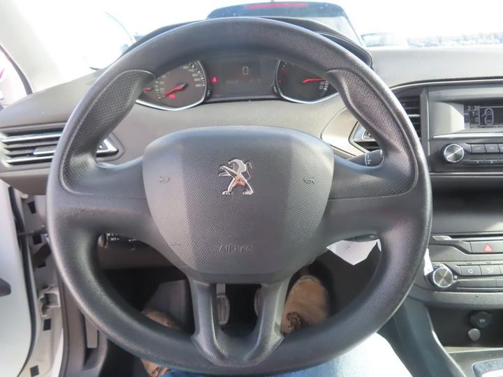 Photo 18 VIN: VF3LPHMZBFS241533 - PEUGEOT 308 