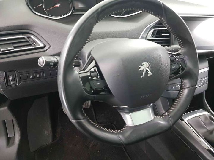 Photo 12 VIN: VF3LRHNPJKS472275 - PEUGEOT 308 SW 