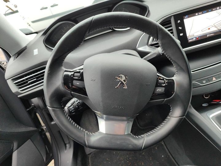 Photo 26 VIN: VF3LRHNPJLS157774 - PEUGEOT 308 SW FL&#3917 