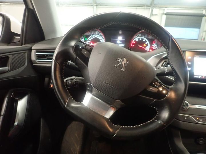 Photo 9 VIN: VF3LRHNPPJS422348 - PEUGEOT 308 SW 