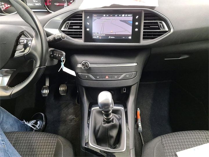 Photo 19 VIN: VF3LRHNPPJS484153 - PEUGEOT 308 