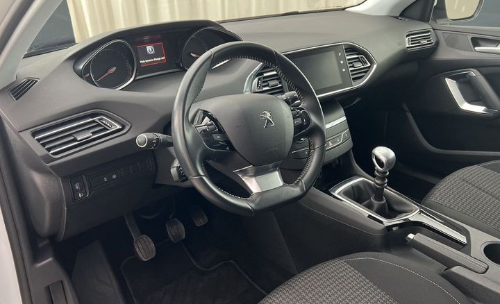 Photo 9 VIN: VF3LRHNPPJS499239 - PEUGEOT 308 SW 