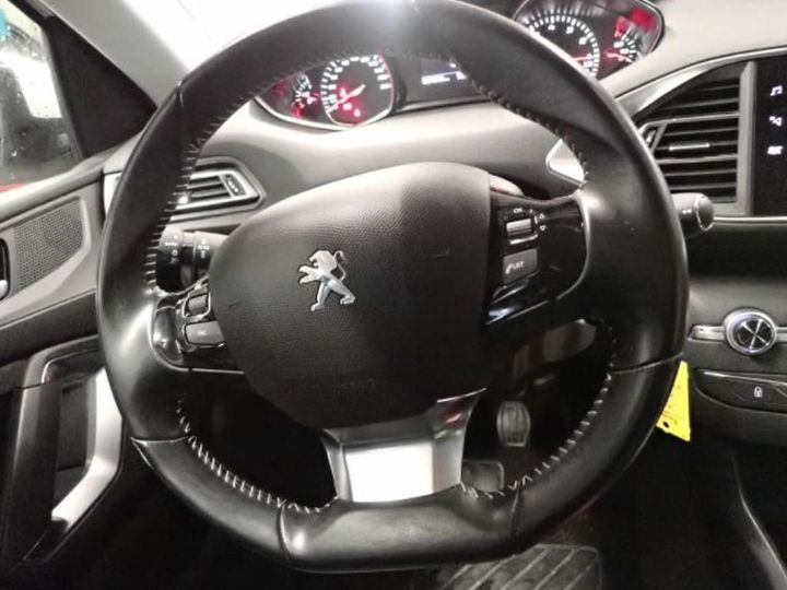 Photo 10 VIN: VF3LRHNPPJS501025 - PEUGEOT 308 SW 