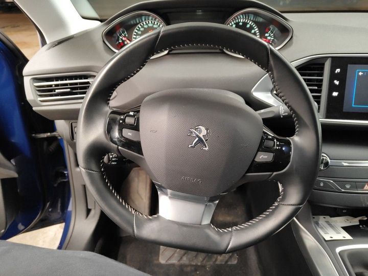 Photo 23 VIN: VF3LRHNSJKS478352 - PEUGEOT 308 SW FL'17 