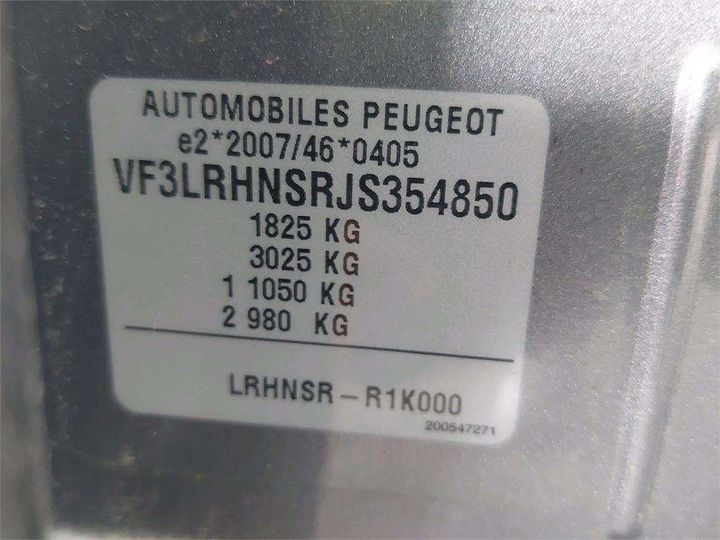 Photo 8 VIN: VF3LRHNSRJS354850 - PEUGEOT 308 SW 