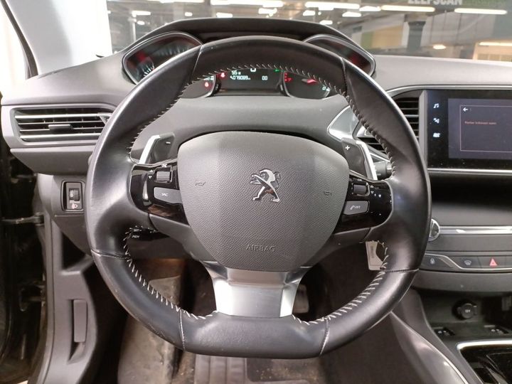 Photo 24 VIN: VF3LRHNSRJS497633 - PEUGEOT 308 SW FL'17 