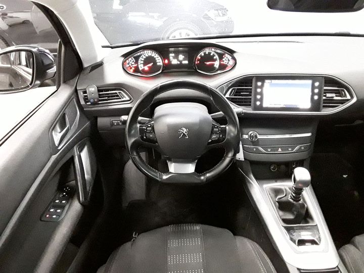 Photo 7 VIN: VF3LRHNYHGS158839 - PEUGEOT 308 SW 