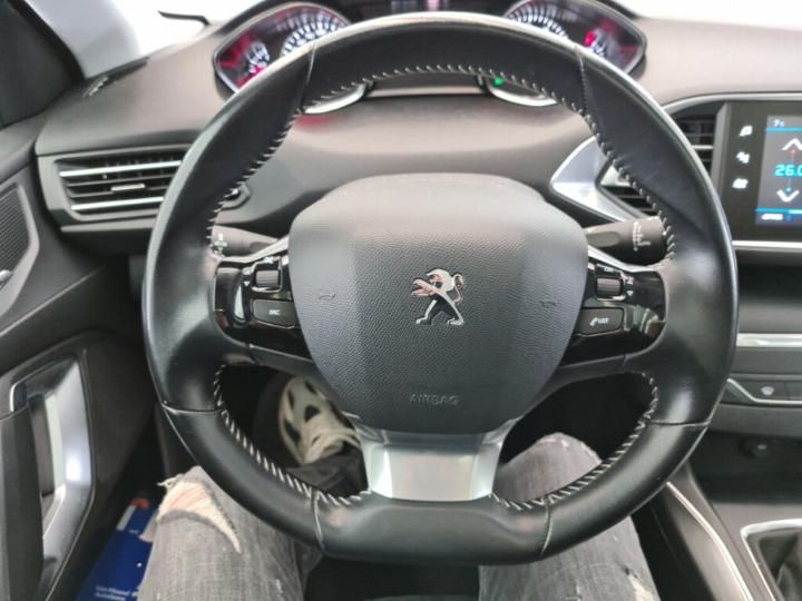 Photo 13 VIN: VF3LRHNYWHS201605 - PEUGEOT 308 