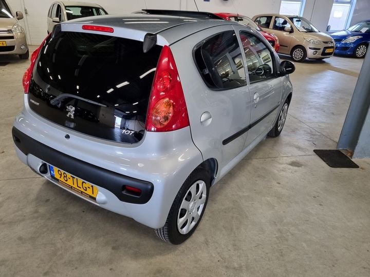 Photo 3 VIN: VF3PNCFB488612479 - PEUGEOT 107 