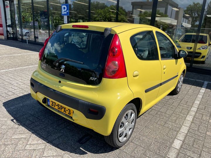 Photo 3 VIN: VF3PNCFB488617770 - PEUGEOT 107 