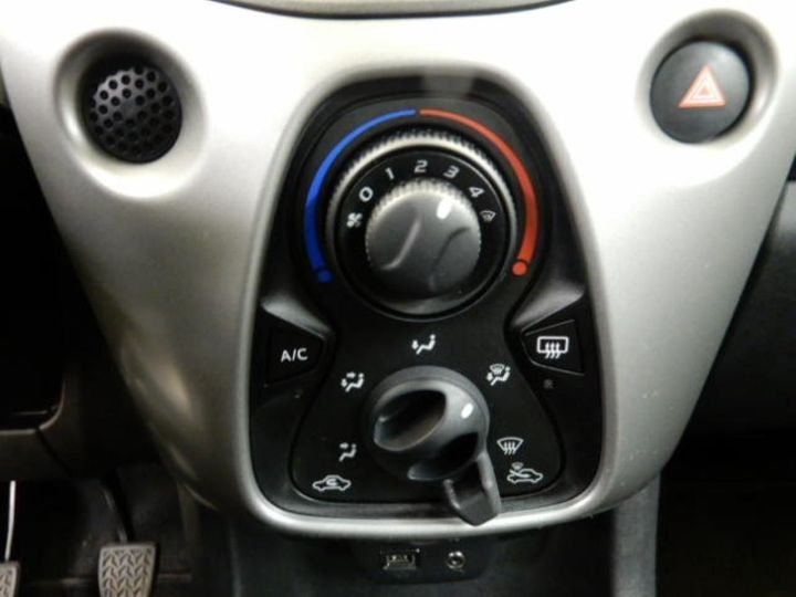 Photo 12 VIN: VF3PSCFB3HR161779 - PEUGEOT 108 