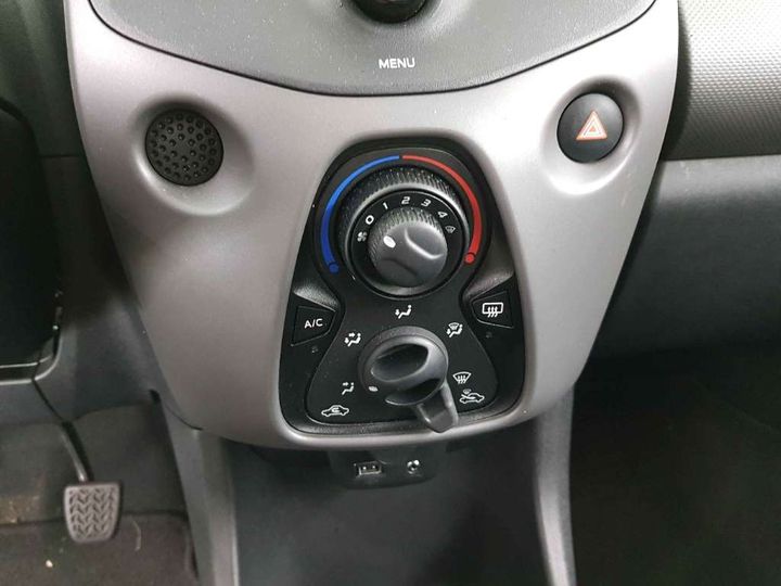 Photo 9 VIN: VF3PSCFB4JR205743 - PEUGEOT 108 