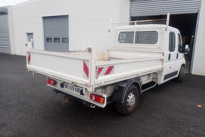 Photo 2 VIN: VF3YCSMHU12828167 - PEUGEOT BOXER CHASSIS DOUBLE CABINE 