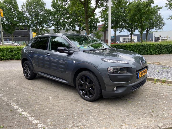 Photo 4 VIN: VF70BBHYBEE526638 - CITROEN C4 CACTUS 