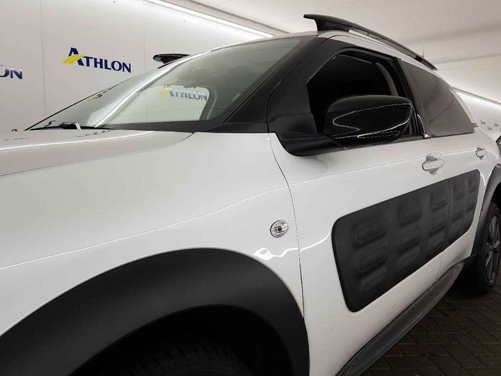 Photo 24 VIN: VF70BBHYBFE556607 - CITROEN C4 CACTUS 