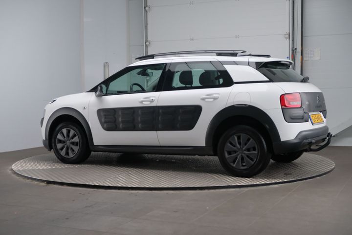 Photo 2 VIN: VF70BBHYBFE560690 - CITROEN C4 CACTUS 