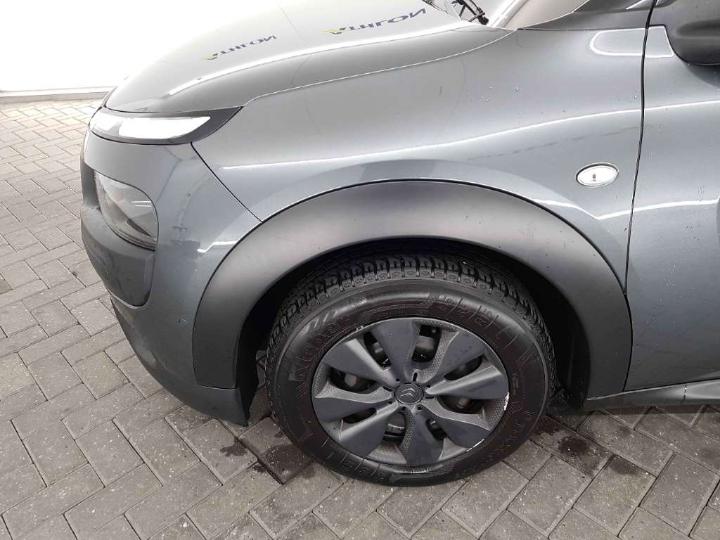 Photo 22 VIN: VF70BBHYBFE574534 - CITROEN C4-CACTUS 