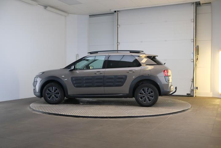 Photo 2 VIN: VF70BBHYBGE562562 - CITROEN C4 CACTUS 