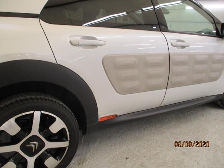 Photo 25 VIN: VF70BBHYBHE518420 - CITROEN C4 CACTUS 