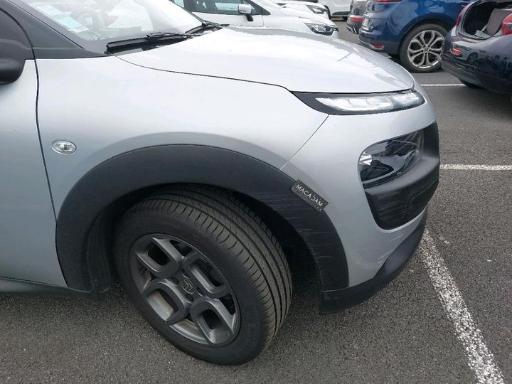 Photo 29 VIN: VF70BBHYBHE526596 - CITROEN C4 CACTUS 