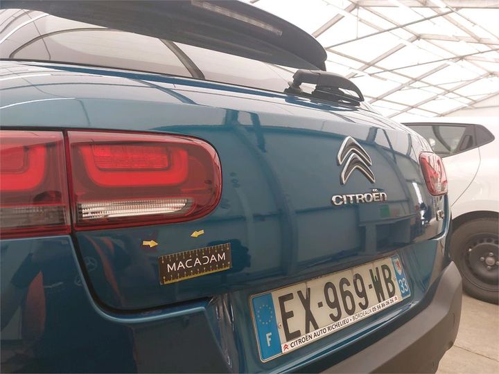 Photo 16 VIN: VF70BBHYBJE535996 - CITROEN C4 CACTUS 