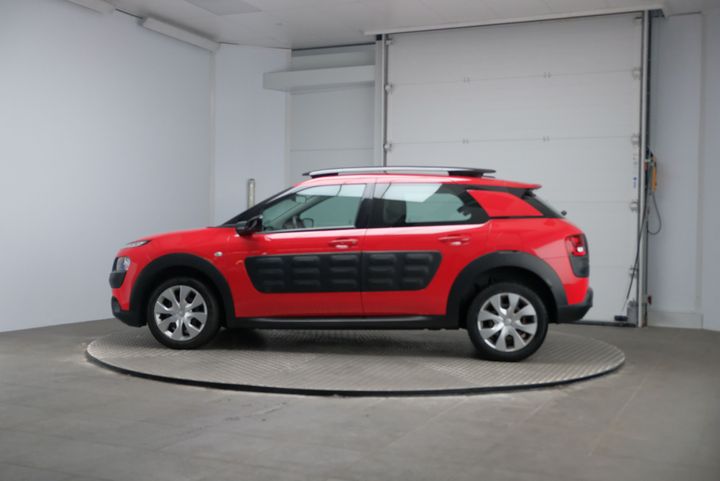 Photo 2 VIN: VF70BBHYHHE522145 - CITROEN C4-CACTUS 