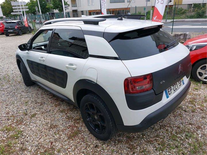 Photo 2 VIN: VF70BBHYHHE539617 - CITROEN C4 CACTUS 