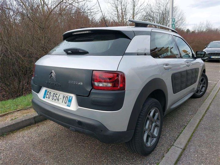 Photo 3 VIN: VF70BBHYHHE540868 - CITROEN C4 CACTUS 