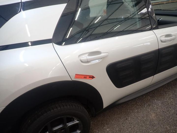 Photo 26 VIN: VF70BBHYHHE546179 - CITROEN C4 CACTUS 