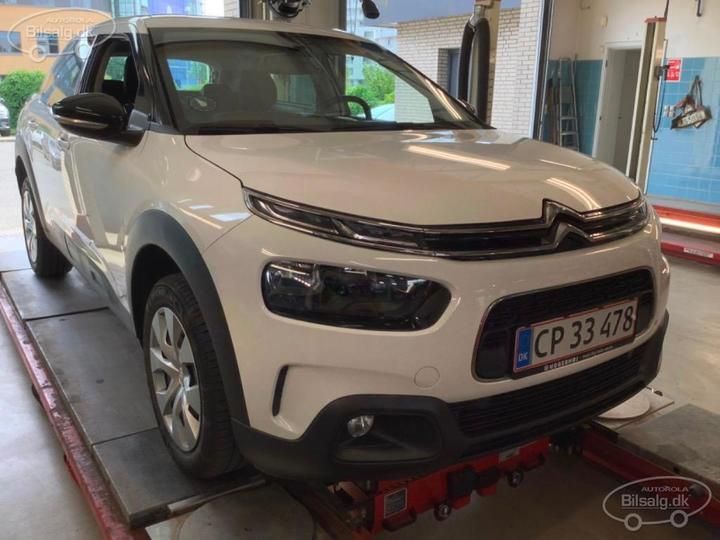 Photo 2 VIN: VF70BYHYJJE561392 - CITROEN C4 CACTUS SUV 