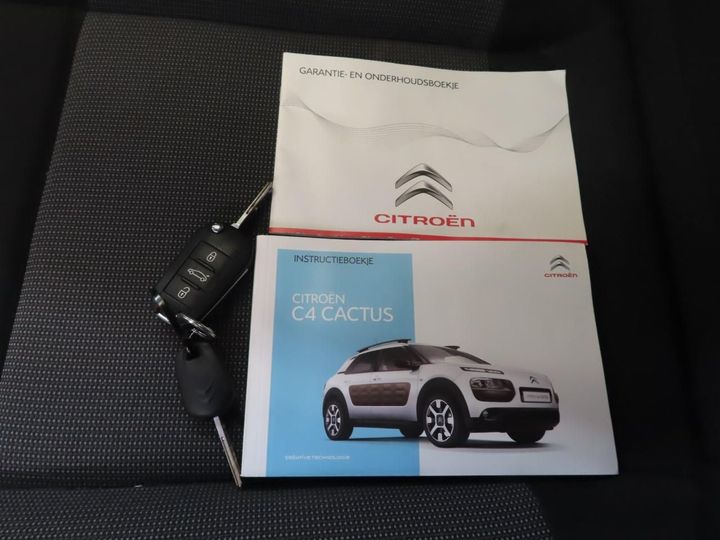 Photo 9 VIN: VF70PHNZBFE567609 - CITROEN C4 CACTUS 