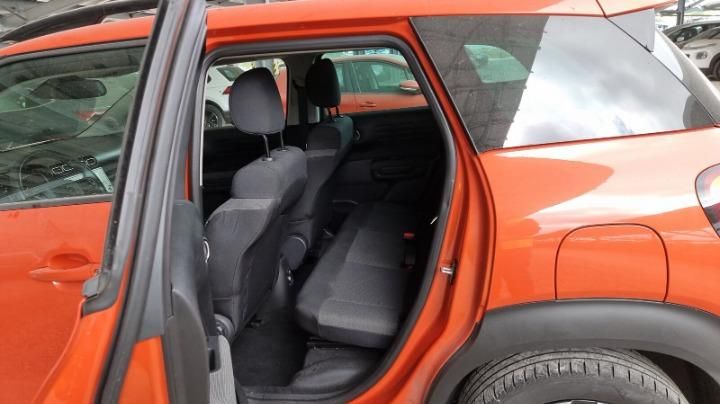 Photo 6 VIN: VF72RHNS1L4017398 - CITROEN C3 AIRCROSS SUV 