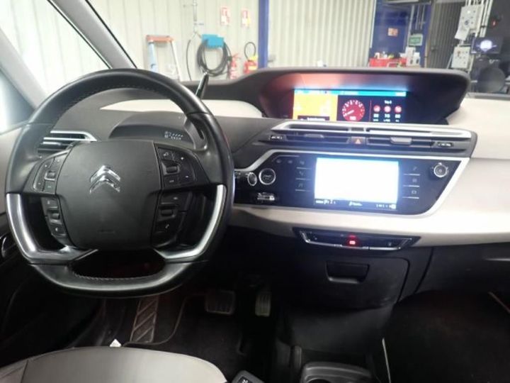 Photo 9 VIN: VF73AEHYRJJ880631 - CITROEN GRAND C4 SPACETOURER 