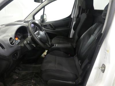 Photo 6 VIN: VF77ABHY6JJ676811 - CITROEN BERLINGO FOURGON SWB DIESEL - 2015 