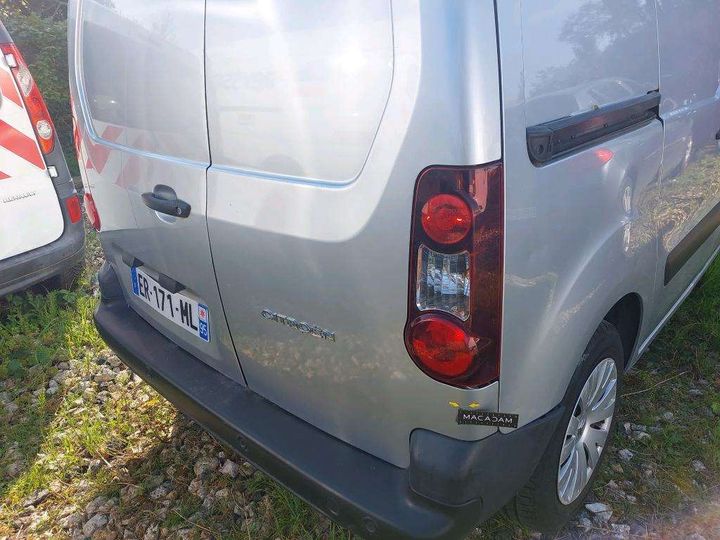 Photo 28 VIN: VF77BBHW6HJ817837 - CITRON BERLINGO 