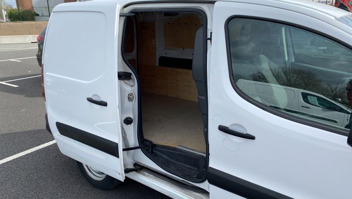 Photo 10 VIN: VF77RBHY6JJ713223 - CITROEN BERLINGO 