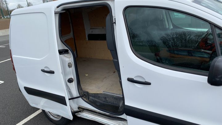 Photo 10 VIN: VF77RBHY6JJ726726 - CITROEN BERLINGO 