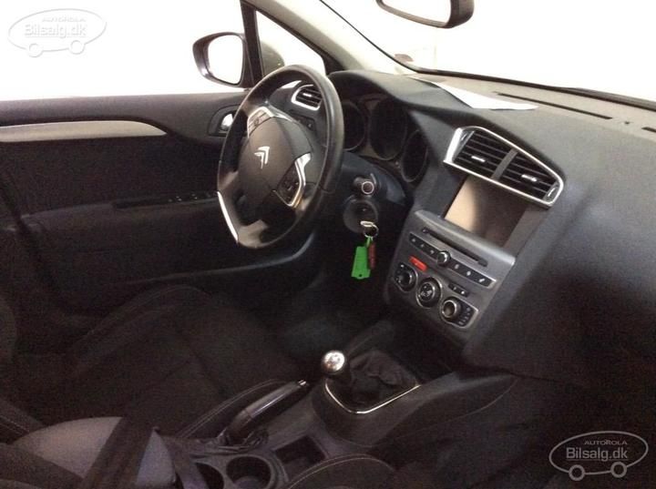 Photo 4 VIN: VF7NCBHY6HY515435 - CITROEN C4 HATCHBACK 