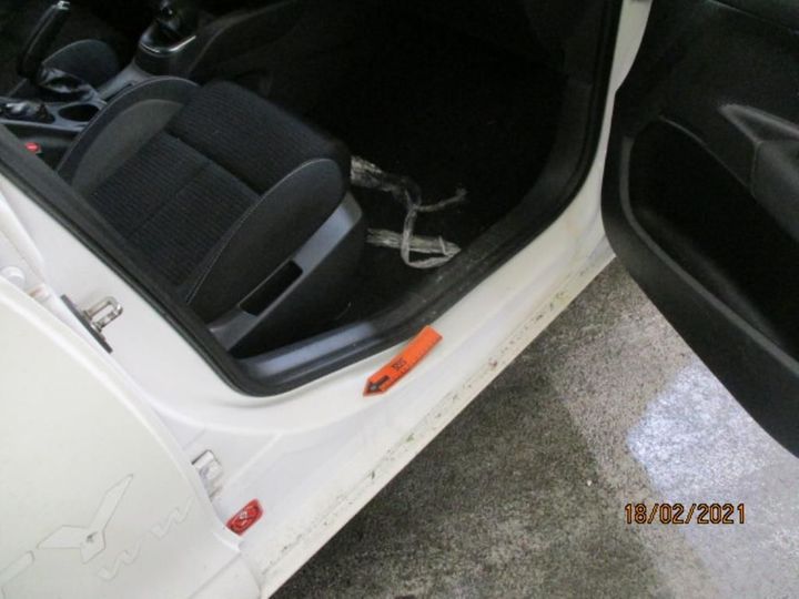 Photo 22 VIN: VF7NCBHY6HY516322 - CITROEN C4 5P ENTREPRISE (2 SEATS) 