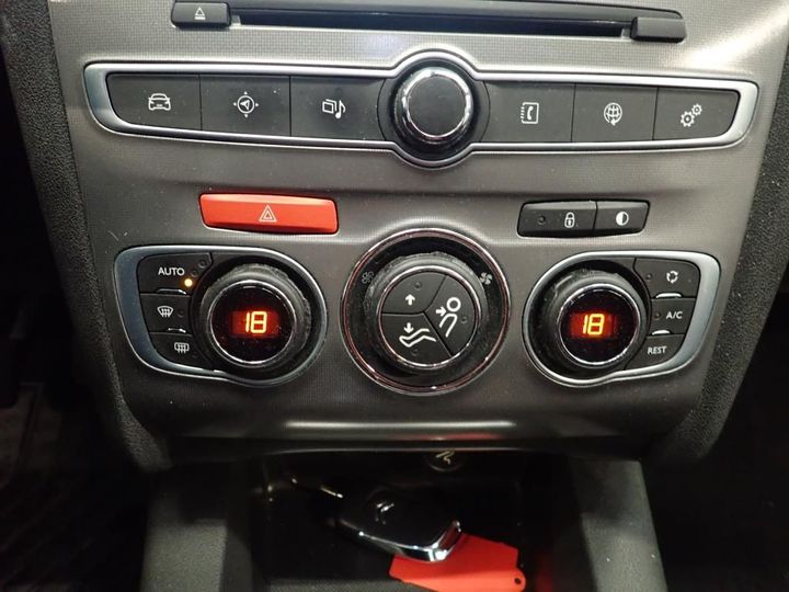 Photo 9 VIN: VF7NCBHZMHY526751 - CITROEN C4 5P 