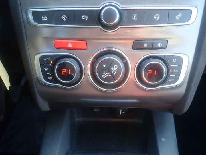 Photo 8 VIN: VF7NCBHZMHY532837 - CITROEN C4 5P 