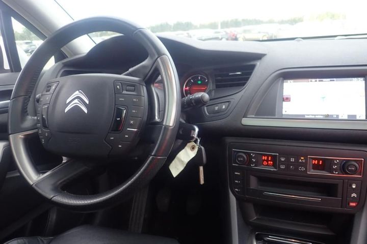 Photo 9 VIN: VF7RWAHXMHL008686 - CITROEN C5 TOURER 