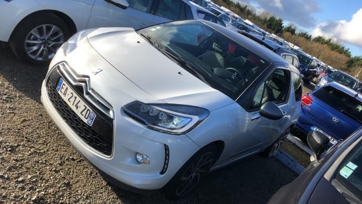 Photo 1 VIN: VF7SABHY6FW689230 - DS AUTOMOBILES DS 3 HATCHBACK 