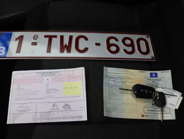 Photo 4 VIN: VF7SXBHW6JT530389 - CITROEN C3 &#3916 